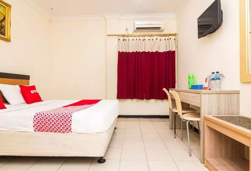 ホテル Laksana Inn By Oyo Rooms