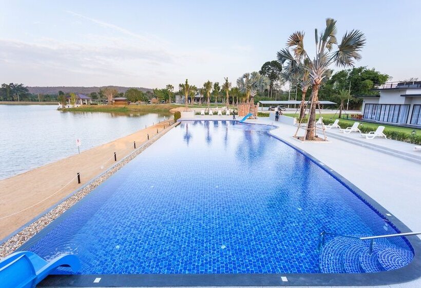 בית מלון כפרי Montoro Resort