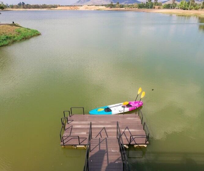 בית מלון כפרי Montoro Resort