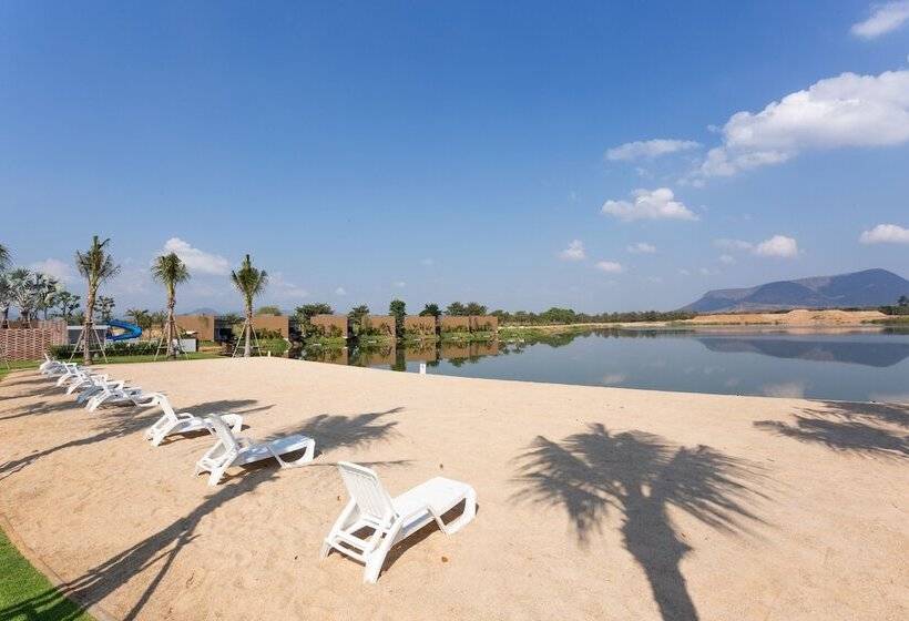 בית מלון כפרי Montoro Resort