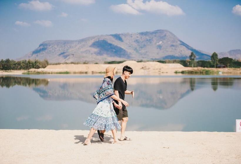 בית מלון כפרי Montoro Resort