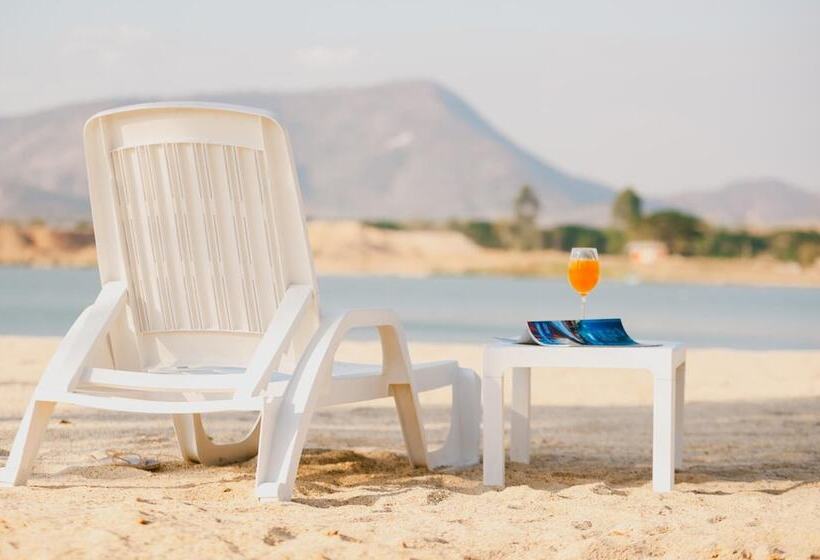 בית מלון כפרי Montoro Resort