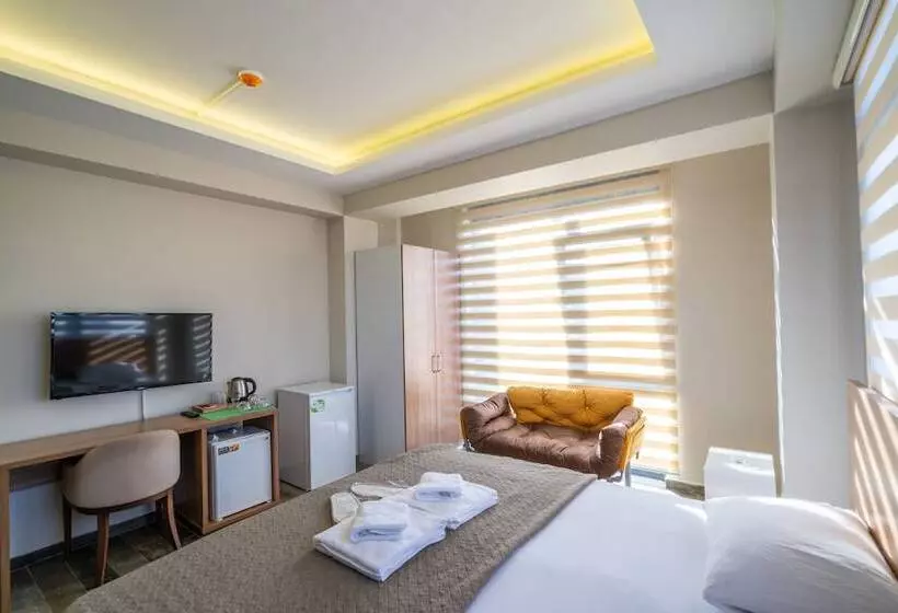 Hotelli Sist 34 Suit