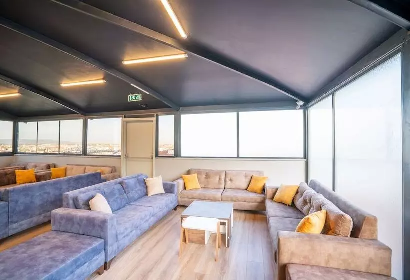 Hotelli Sist 34 Suit