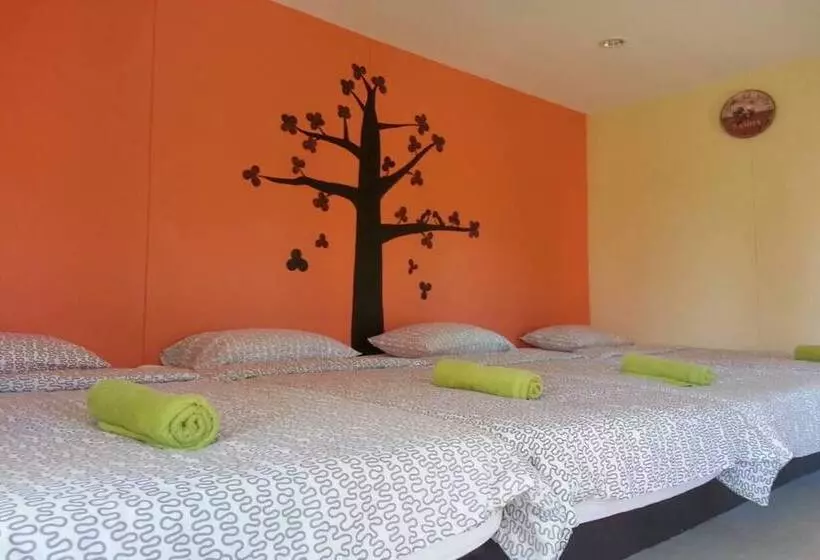 Hotelli The Toy Art Resort