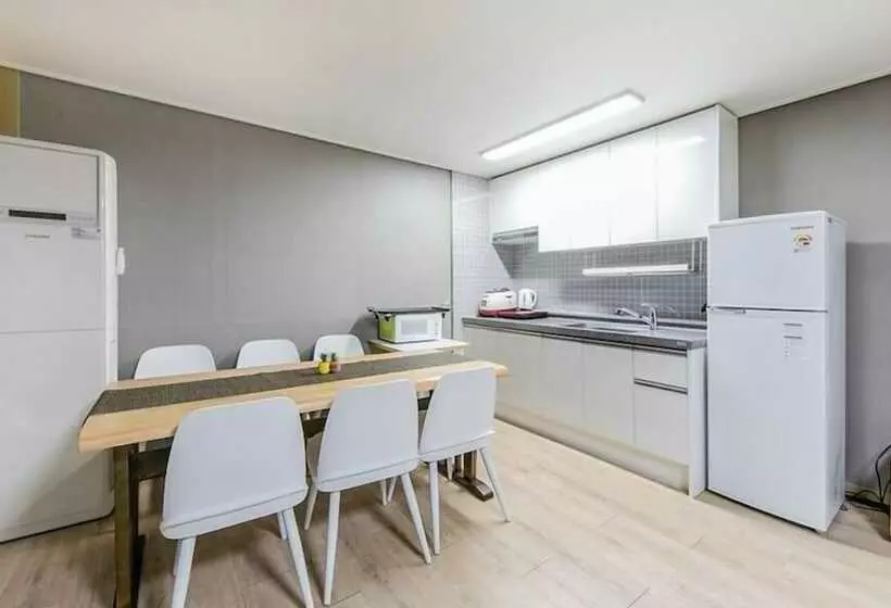 Yaja Hotel Tongyeong Ferry Terminal Branch