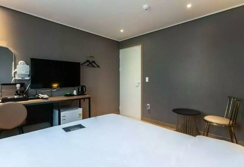 Yaja Hotel Tongyeong Ferry Terminal Branch