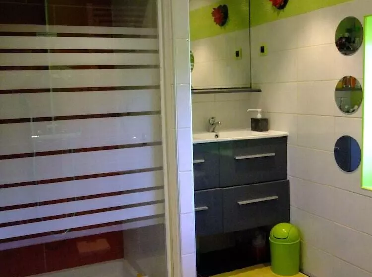 Majatalo Chambres A Kwaba