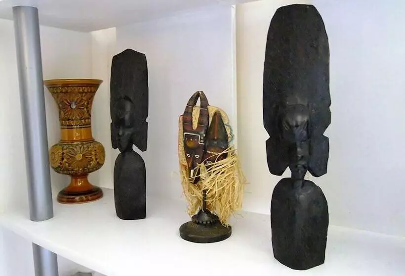 Majatalo Chambres A Kwaba