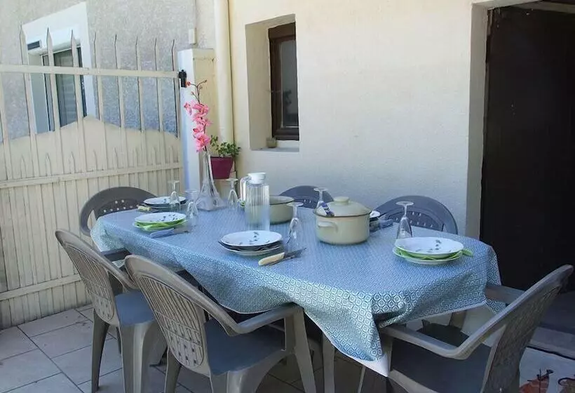 Majatalo Chambres A Kwaba