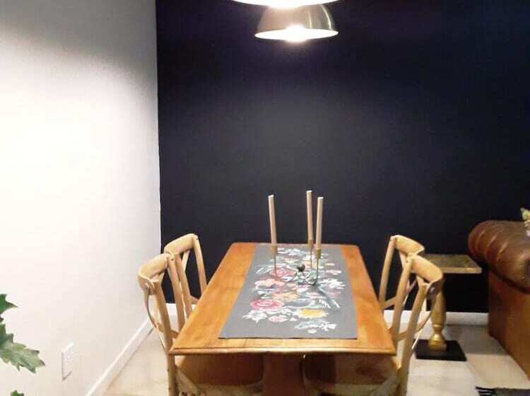 ペンション Dellville Country House