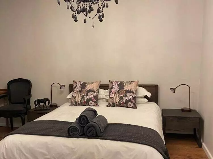 Majatalo Dellville Country House