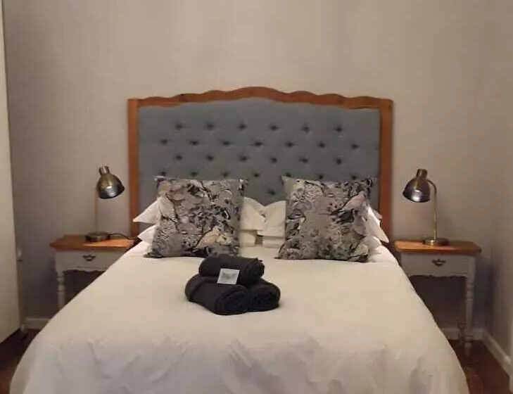 Majatalo Dellville Country House