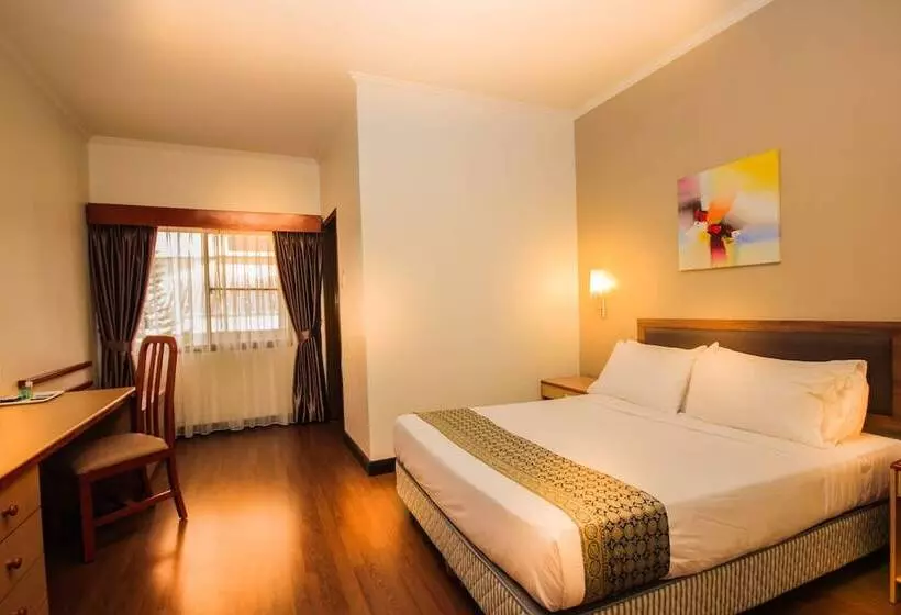 ペンション Equatorial Hill Resort By Copthorne