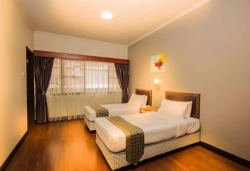 ペンション Equatorial Hill Resort By Copthorne