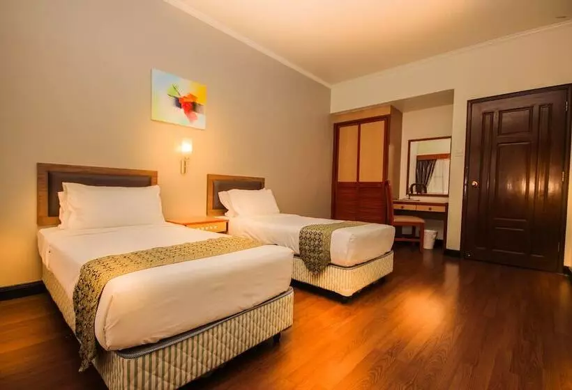 ペンション Equatorial Hill Resort By Copthorne