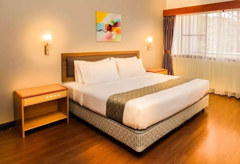 ペンション Equatorial Hill Resort By Copthorne