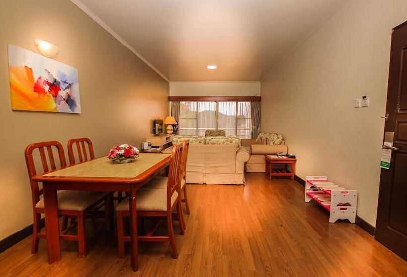 膳宿费 Equatorial Hill Resort By Copthorne