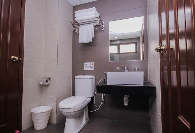 膳宿费 Equatorial Hill Resort By Copthorne