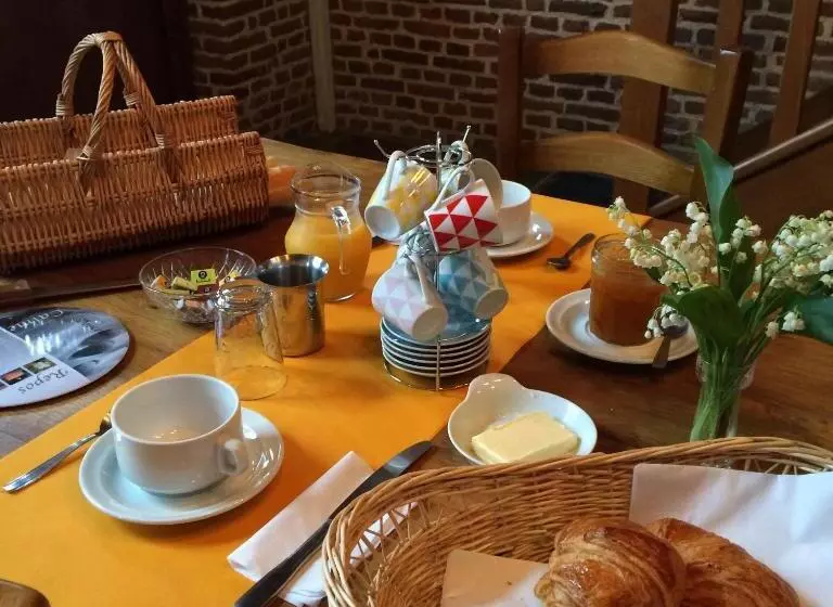 Majatalo Le Chateau De Penin