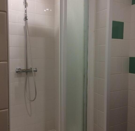 ペンション Le Chateau De Penin