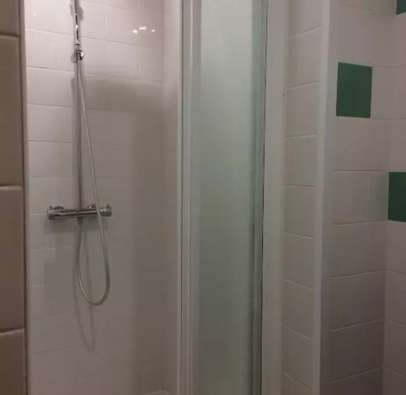 Majatalo Le Chateau De Penin