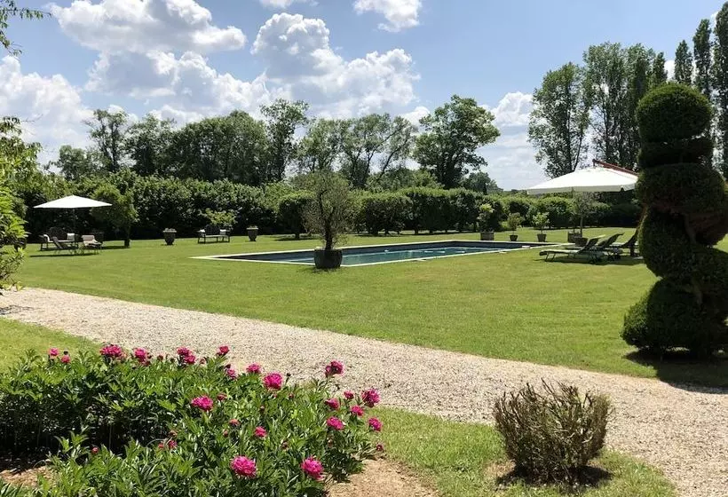 Majatalo Les Chambres Dhôtes Du Domaine Du Pacha