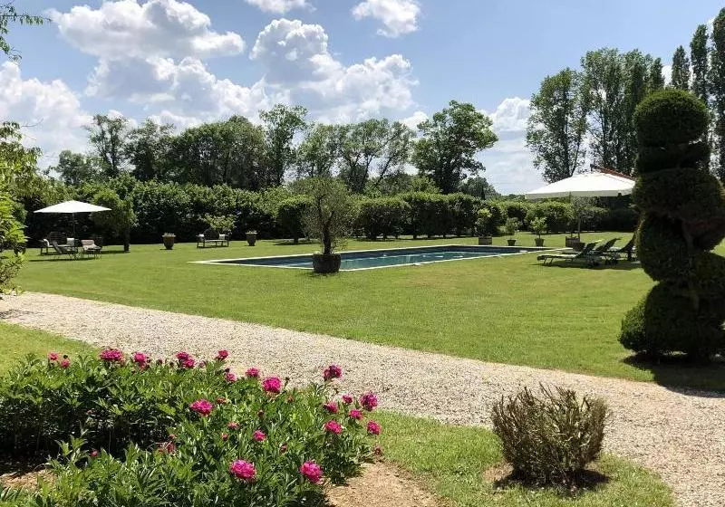 Majatalo Les Chambres Dhôtes Du Domaine Du Pacha