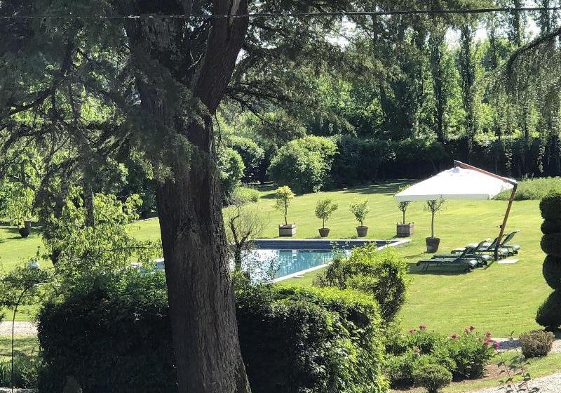 Пансион Les Chambres Dhôtes Du Domaine Du Pacha