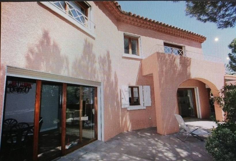 ペンション Maison D Architecte Chez Huguette