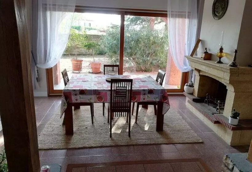 Majatalo Maison D Architecte Chez Huguette