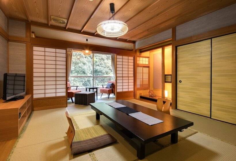 ריוקאן Hananosato Onsen Sansuikan