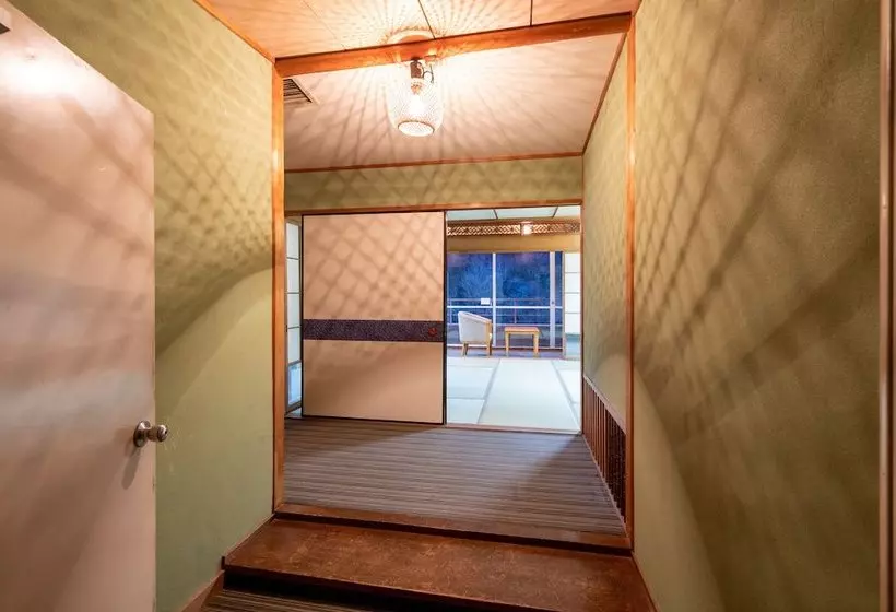 Ryokan Oniiwa Yumotokan By Oyo Rooms