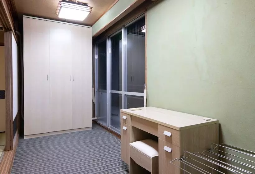 Ryokan Oniiwa Yumotokan By Oyo Rooms