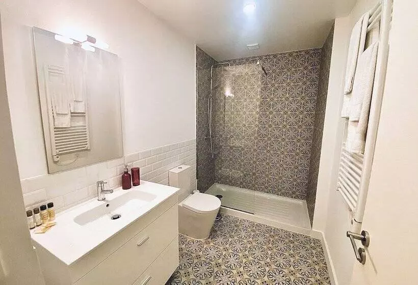 Vitoria's Terrace Apartments