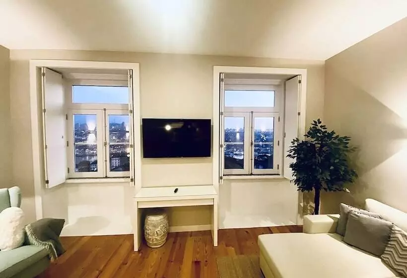 Vitoria's Terrace Apartments