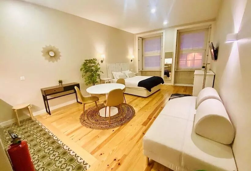 Vitoria's Terrace Apartments