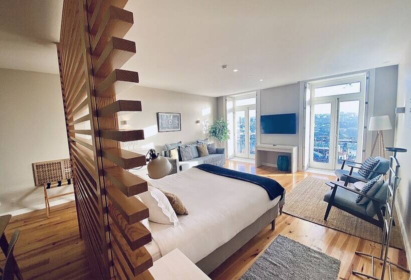 Vitoria's Terrace Apartments