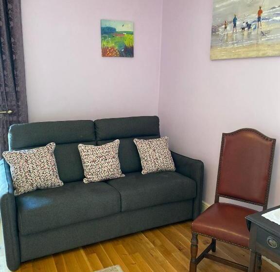 مبيت وإفطار Bealkelly Country House