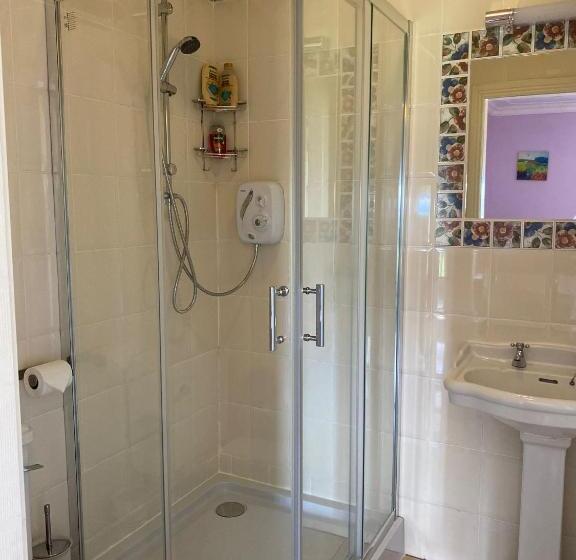 مبيت وإفطار Bealkelly Country House