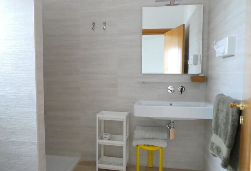 ベッドアンドブレックファースト Villa Vesta