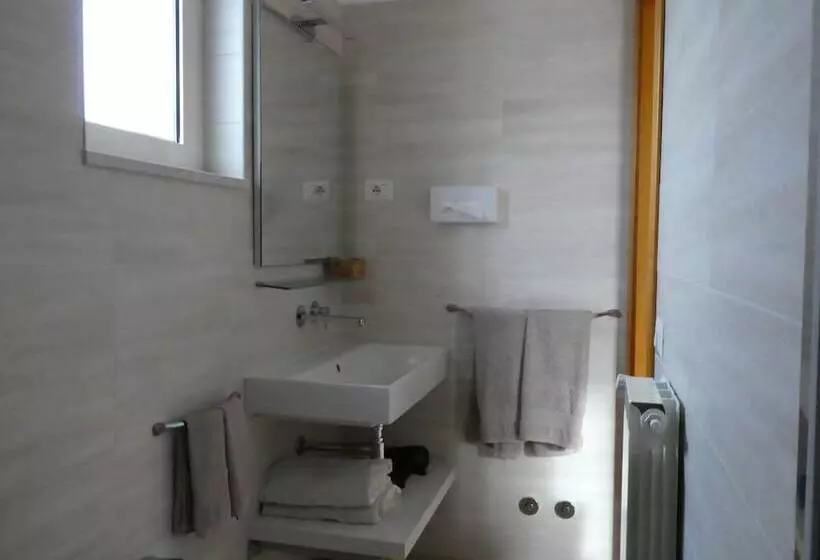 Aamiaismajoitus (B&B) Villa Vesta