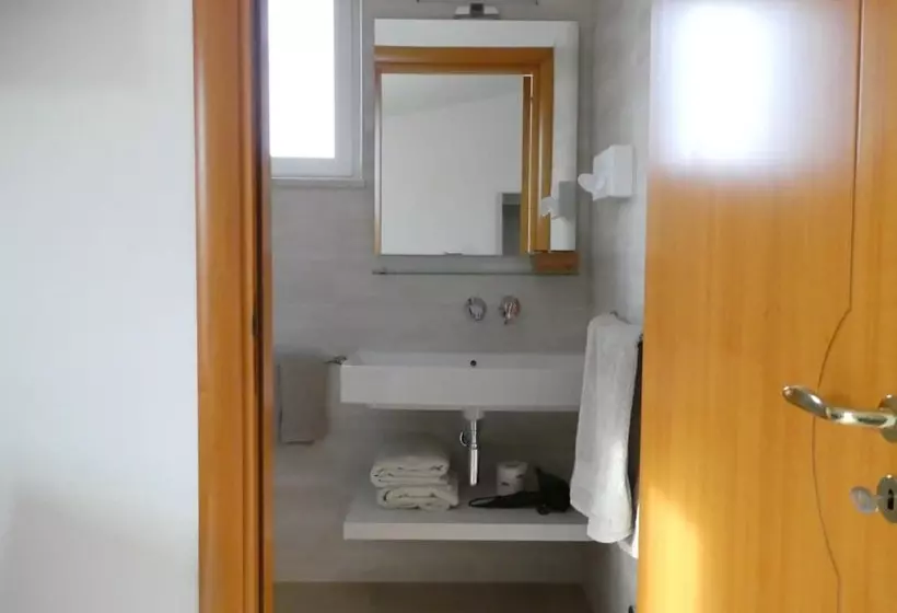 Aamiaismajoitus (B&B) Villa Vesta