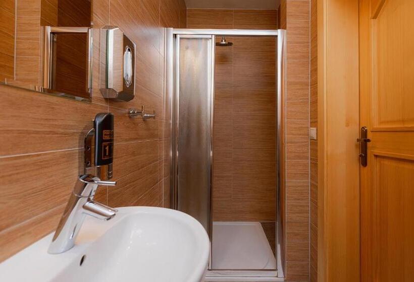 צימר Wellness Rezort Jánošíkov Dvor