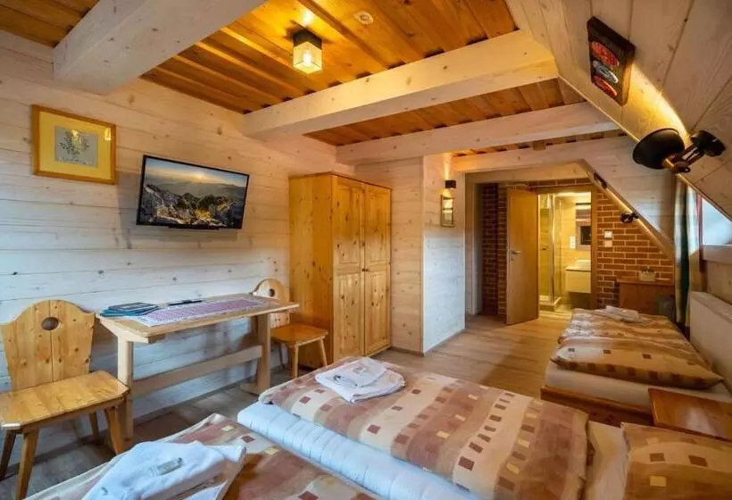 Aamiaismajoitus (B&B) Wellness Rezort Jánošíkov Dvor