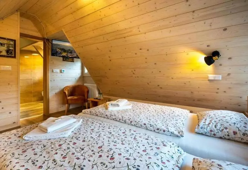 Aamiaismajoitus (B&B) Wellness Rezort Jánošíkov Dvor