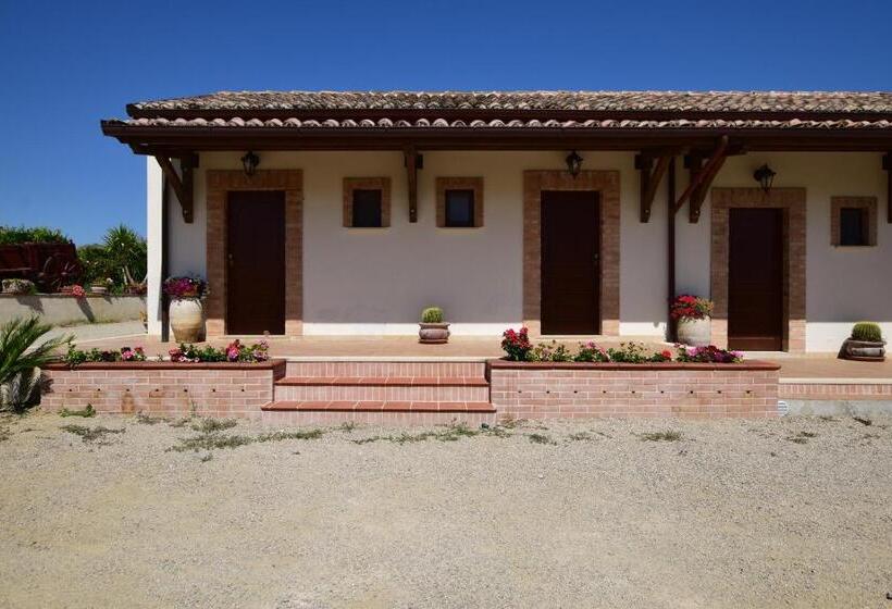 فندق فئة نجمة واحدة Agriturismo Trappeto Vecchio