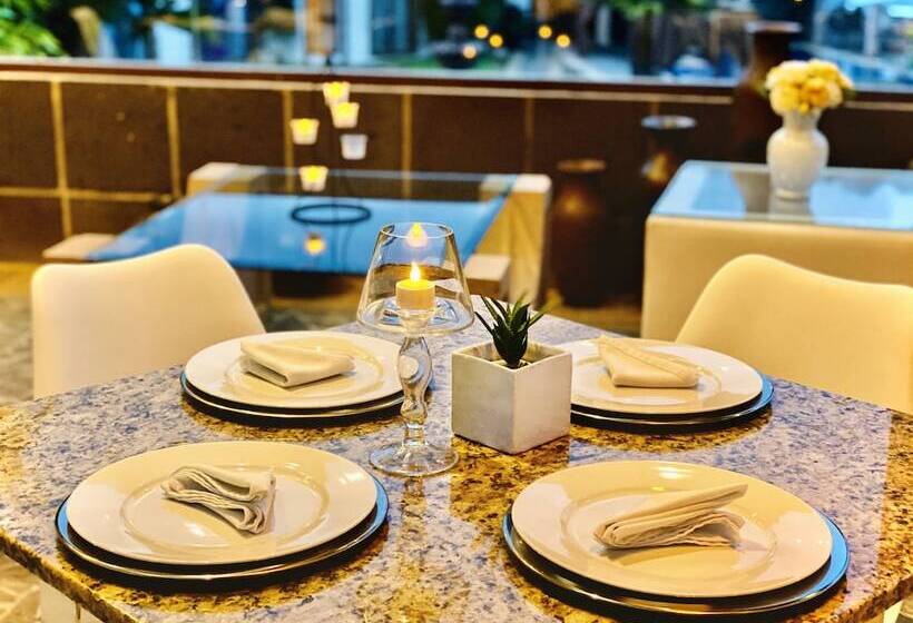 فندق And Suites Mansion San Antonio