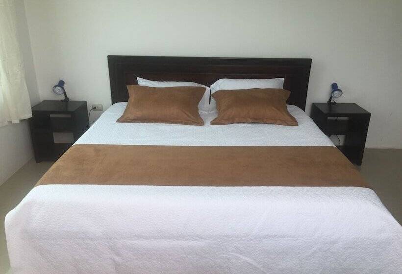 호텔 Blue Shark Galapagos