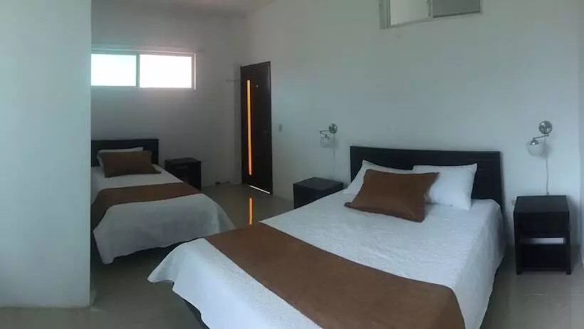 Hotelli Blue Shark Galapagos